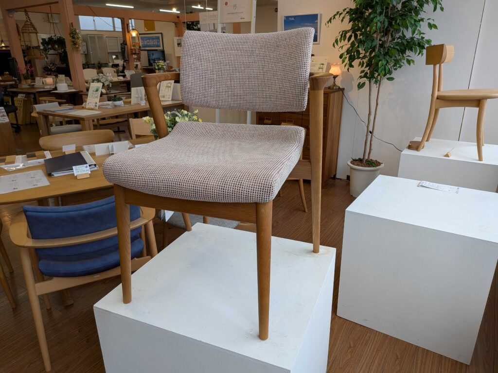 SEOTO-EXセミアームチェア