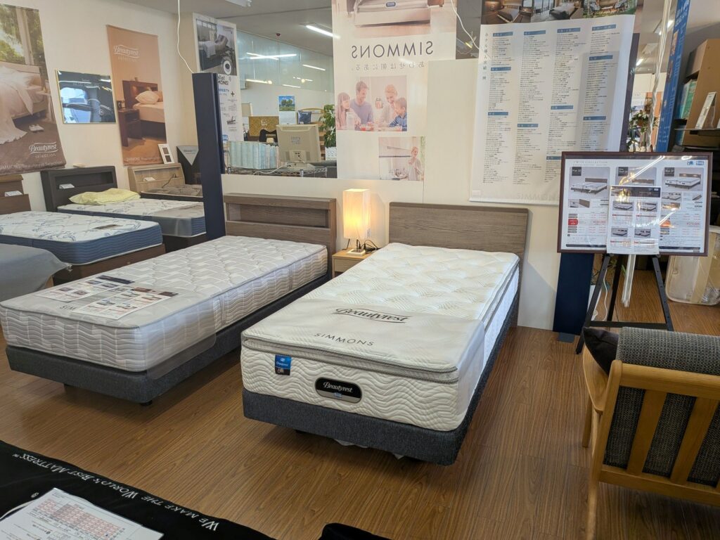 ＴＷＩＮ　ＣＯＬＬＥＣＴＩＯＮ